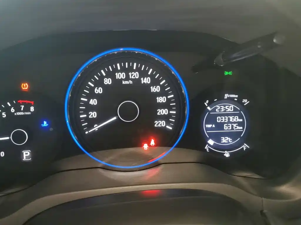Honda Vezel 2021 — фото 12