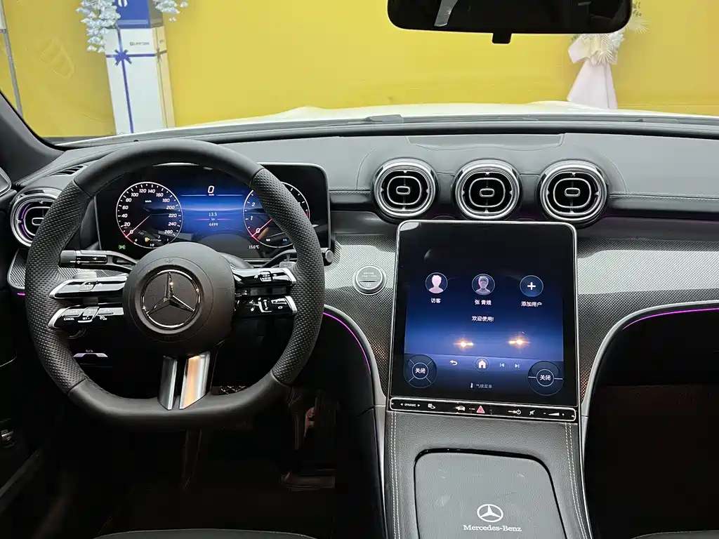 Mercedes-Benz C-Class 2025 — фото 5