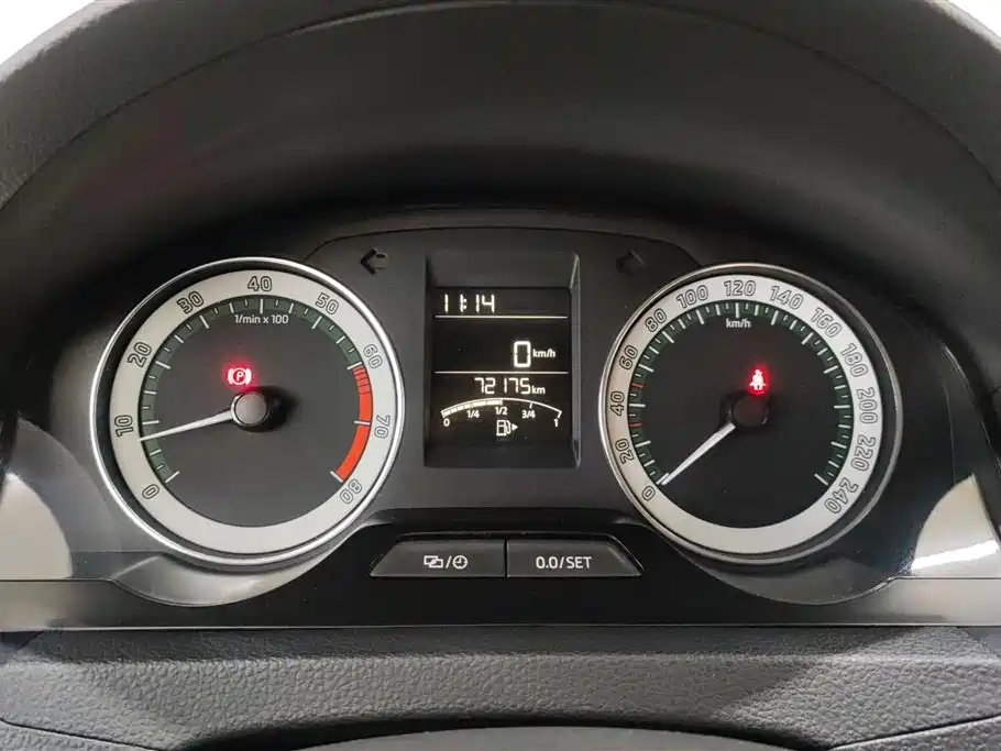 Skoda Rapid 2018 — фото 14