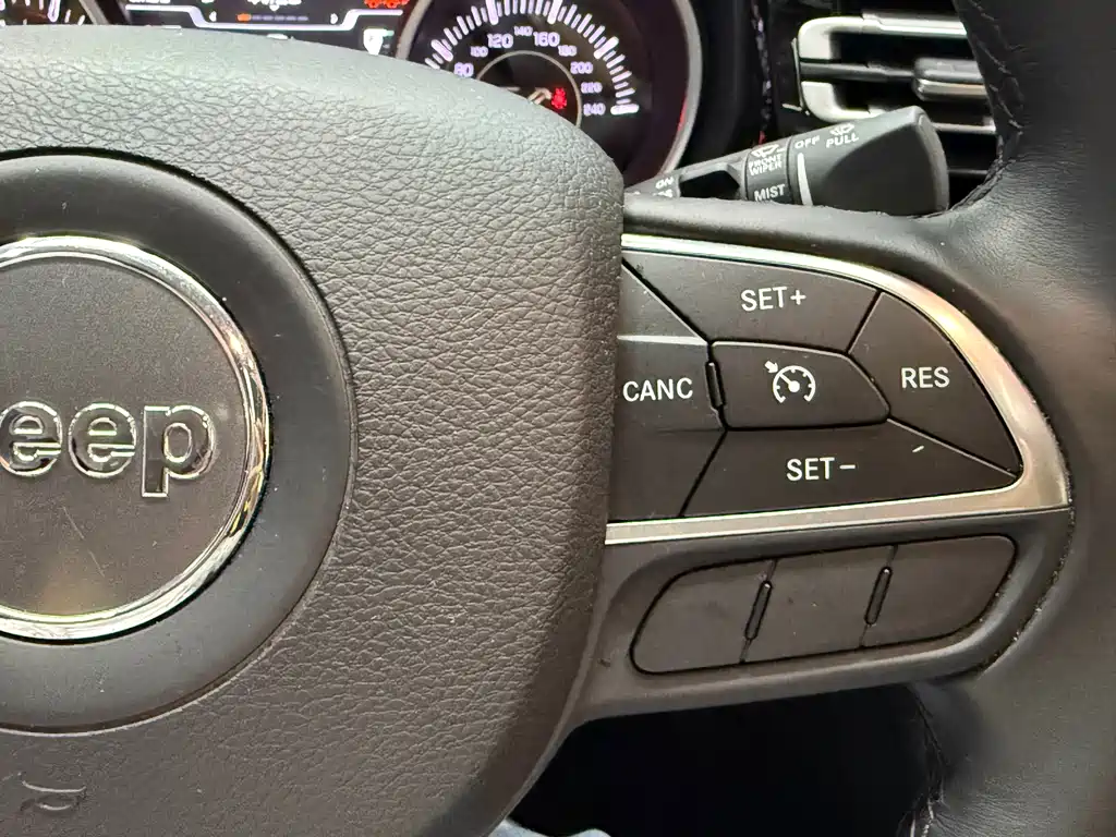 Jeep Grand Commander 2021 — фото 20