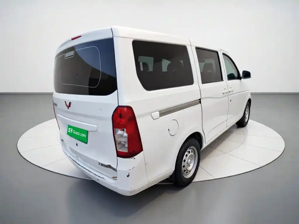 Wuling Rongguang V 2015 — фото 6
