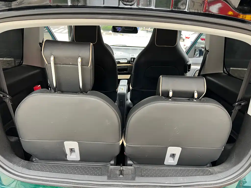 Baojun KiWi EV 2022 — фото 11