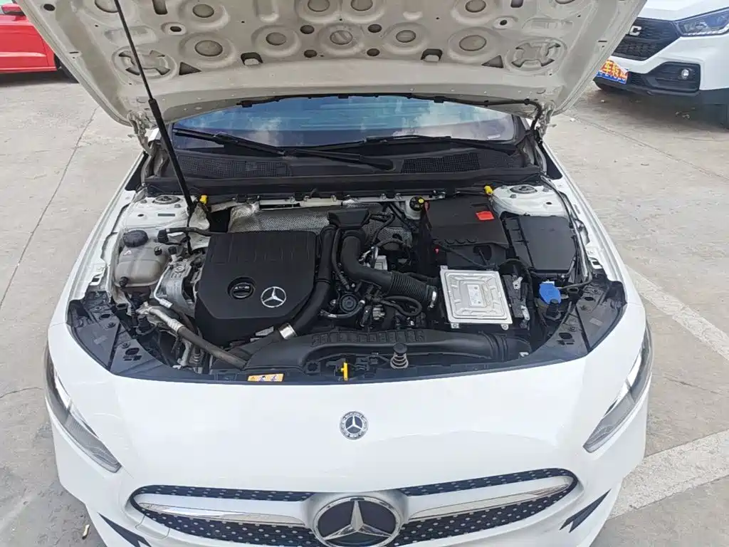 Mercedes-Benz A-Class 2020 — фото 20