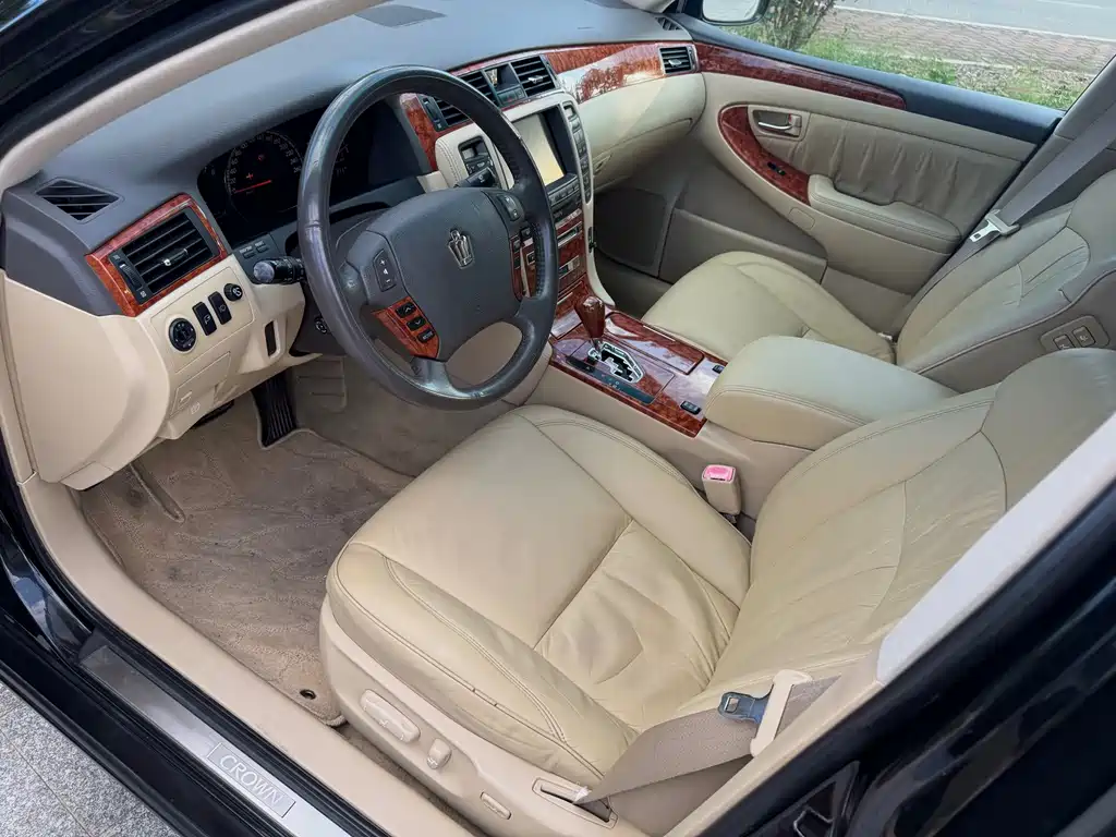 Toyota Crown 2007 — фото 16