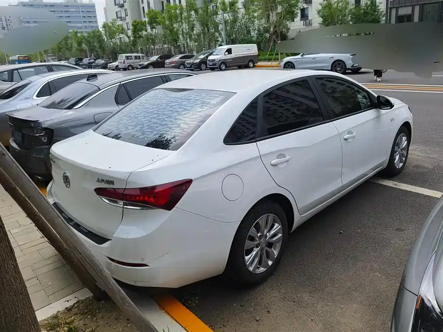 Buick Excelle 2021