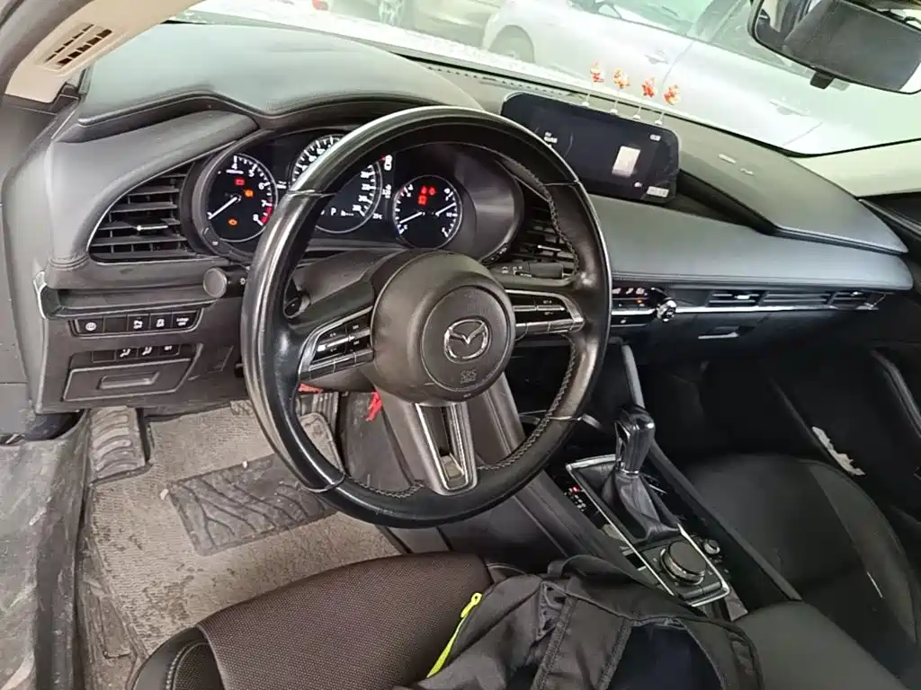 Mazda 3 Axela 2021