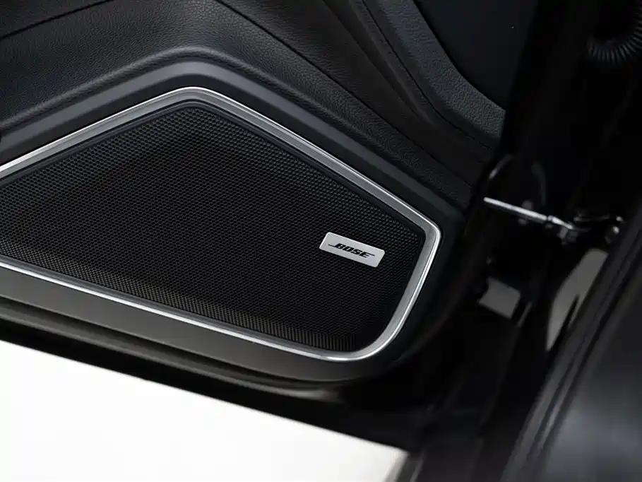 Porsche Panamera 2020 — фото 18
