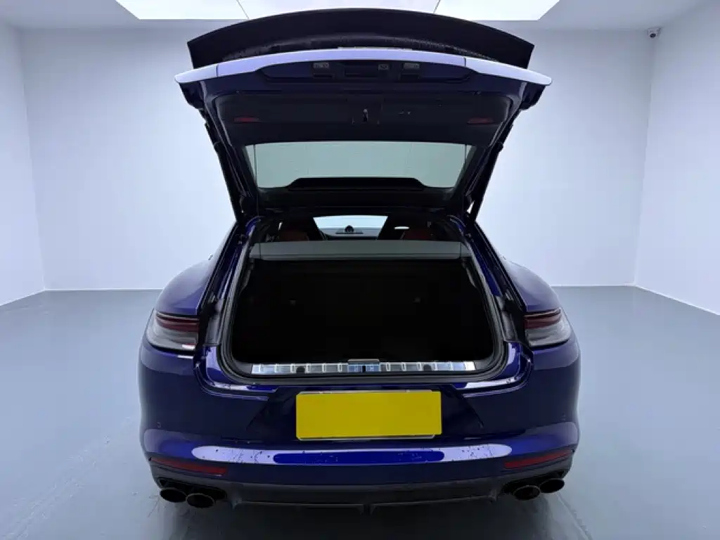 Porsche Panamera 2023 — фото 16