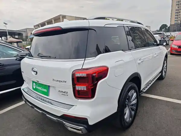 GAC Trumpchi GS8 2021