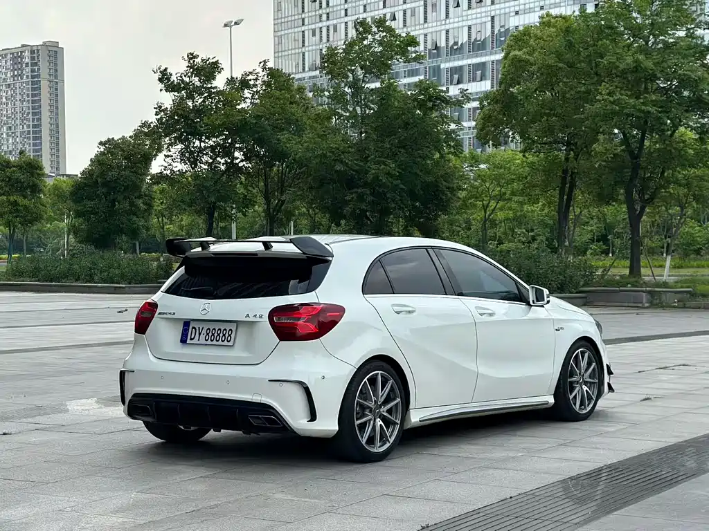 Mercedes-Benz A-Class AMG 2017 — фото 7