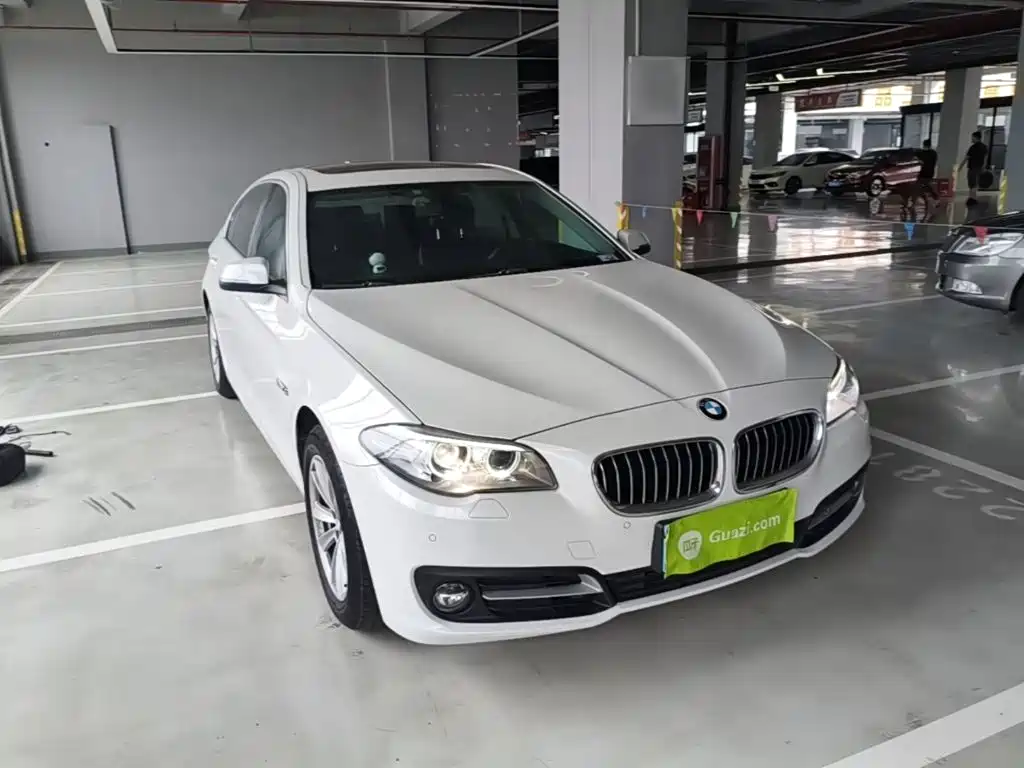 BMW 5 Series 2014 — фото 22