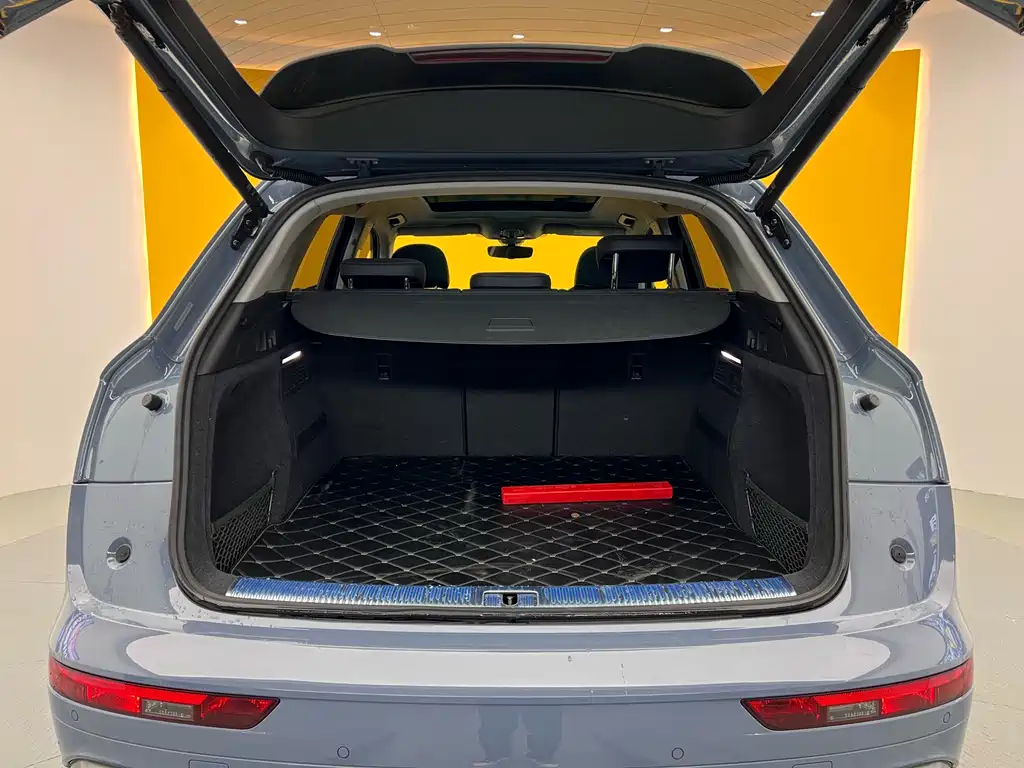 Audi Q5L 2022 — фото 27