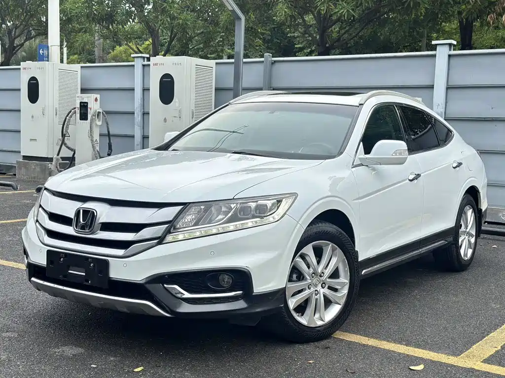 Honda Crosstour 2014 — фото 1