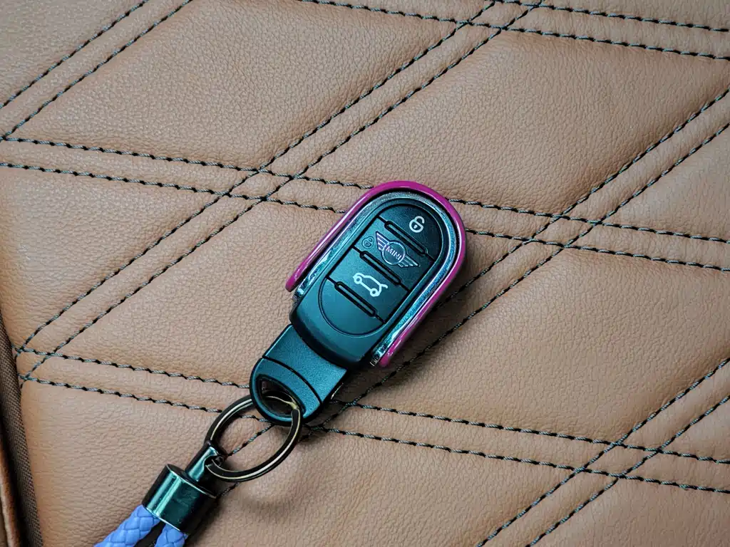 MINI Clubman 2023 — фото 18