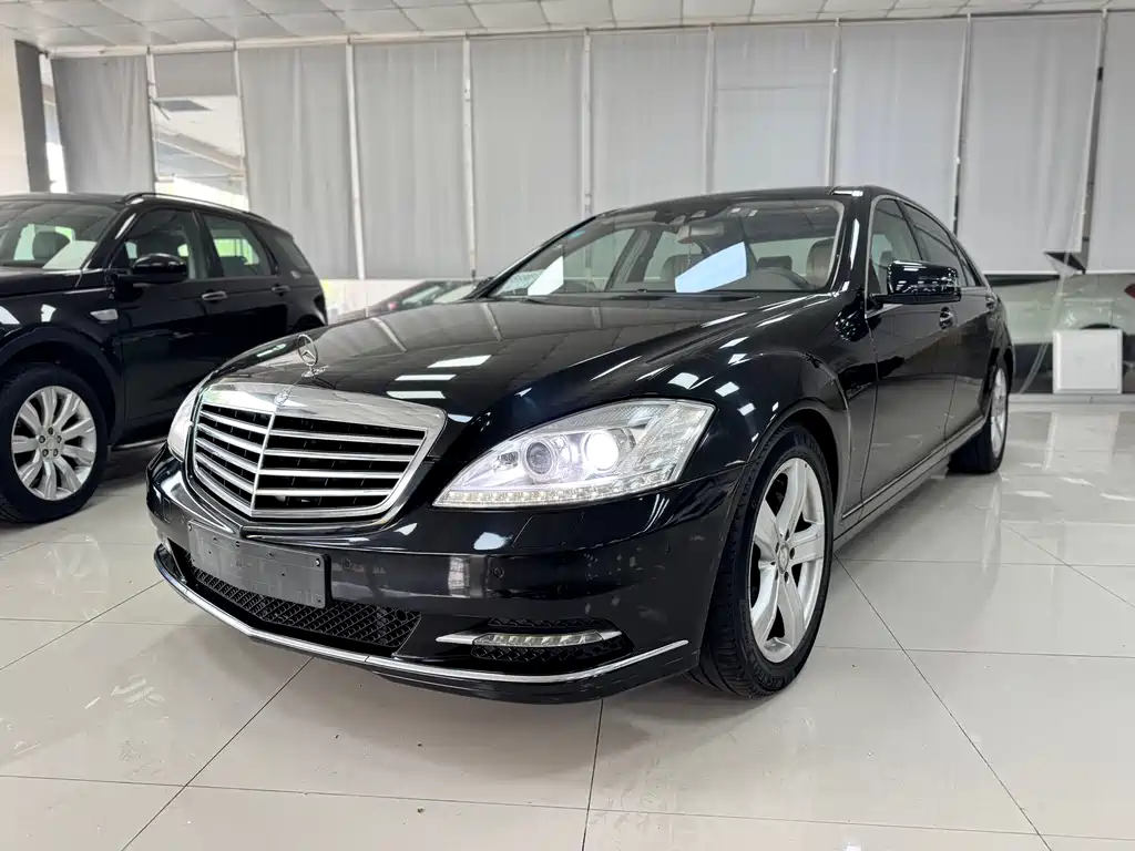 Mercedes-Benz S-Class 2011 — фото 1
