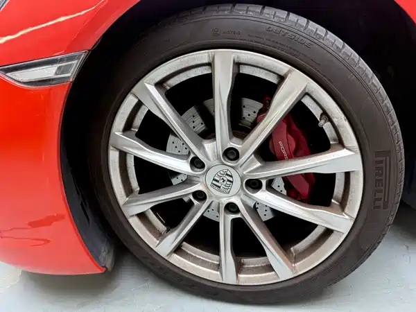 Porsche 718 2016