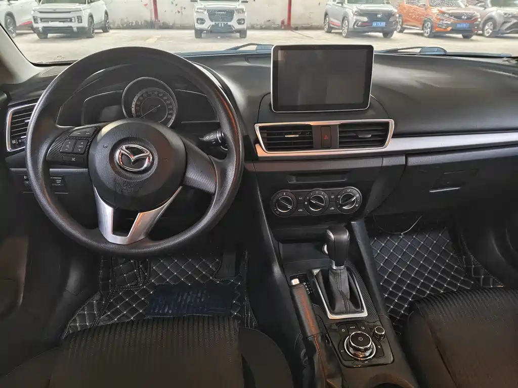 Mazda 3 Angkesela 2016