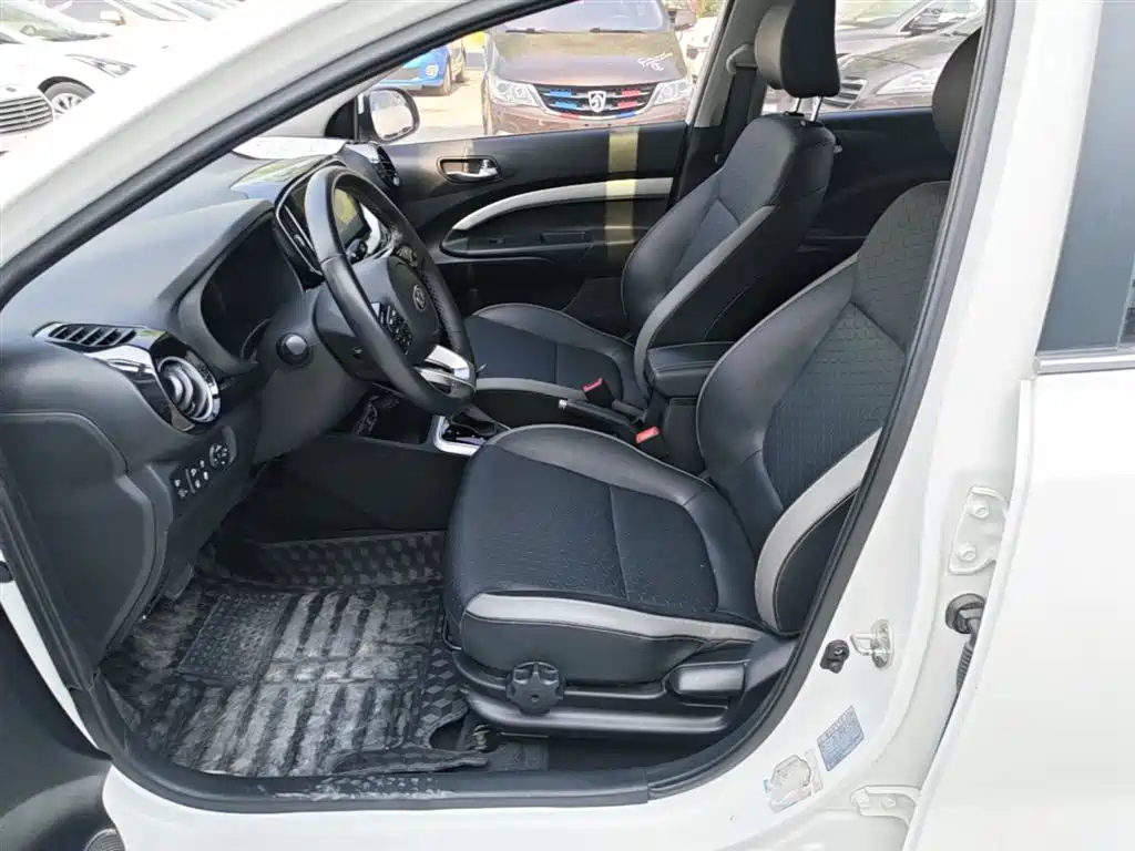 Kia KX1 2019 — фото 15