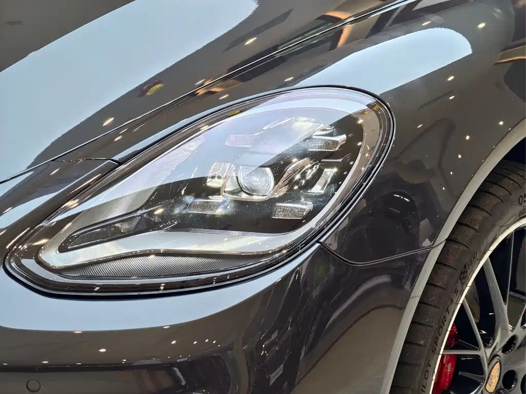 Porsche Panamera 2023 — фото 24