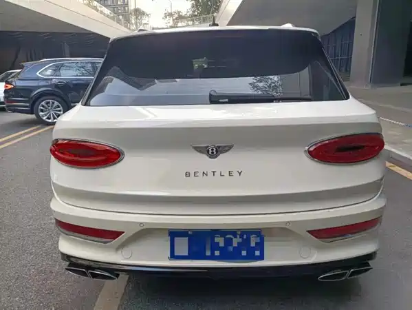 Bentley Bentayga 2021