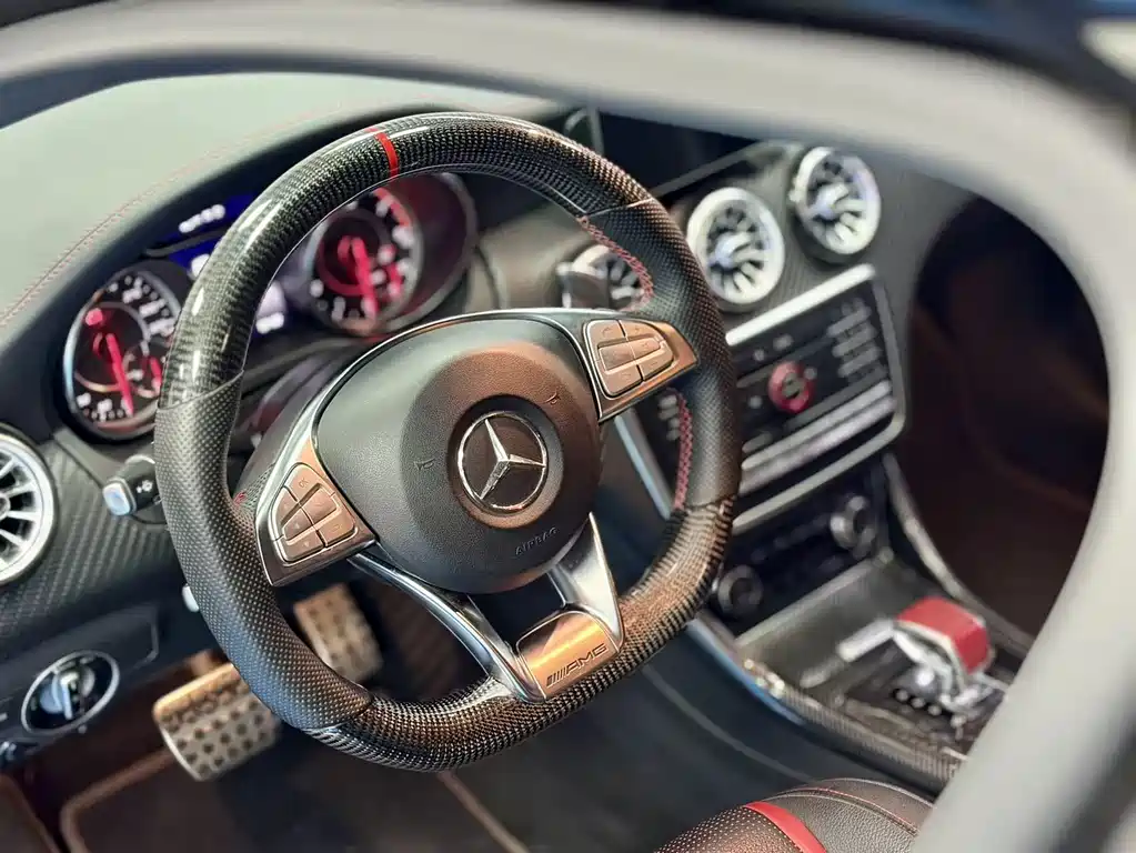 Mercedes-Benz A-Class AMG 2018 — фото 8
