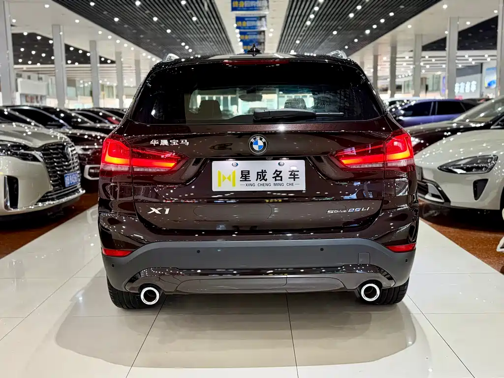BMW X1 2022 — фото 18