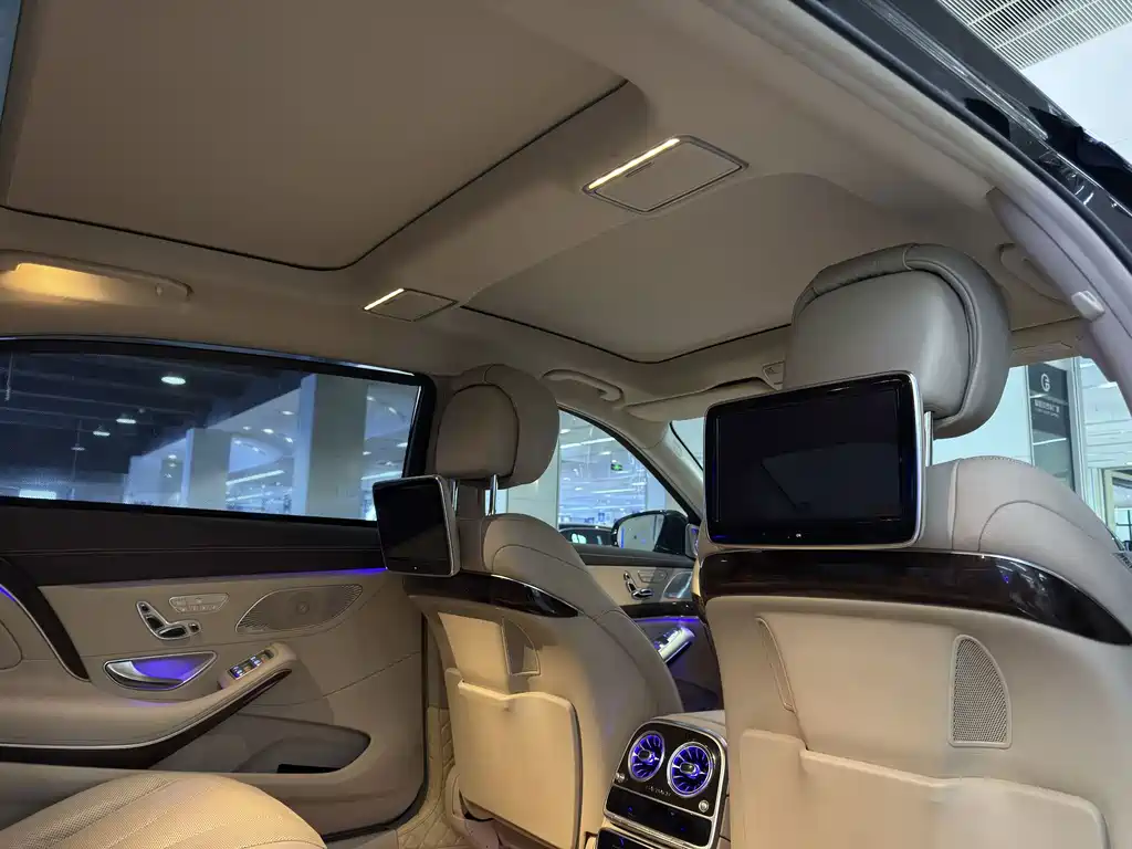 Mercedes-Benz Maybach S-Class 2015 — фото 11