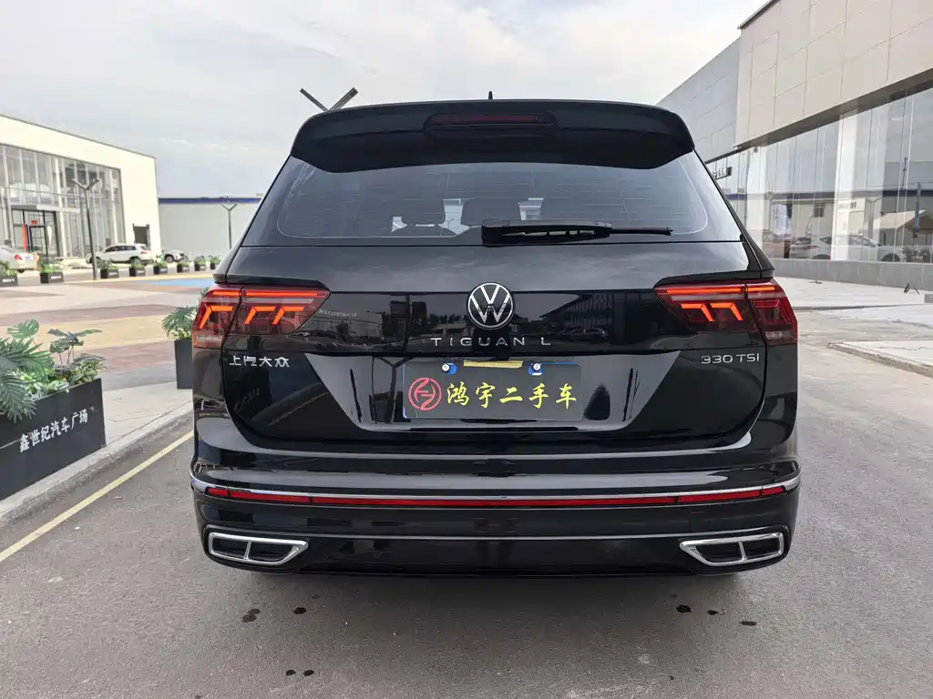 Volkswagen Tiguan L 2023 — фото 8