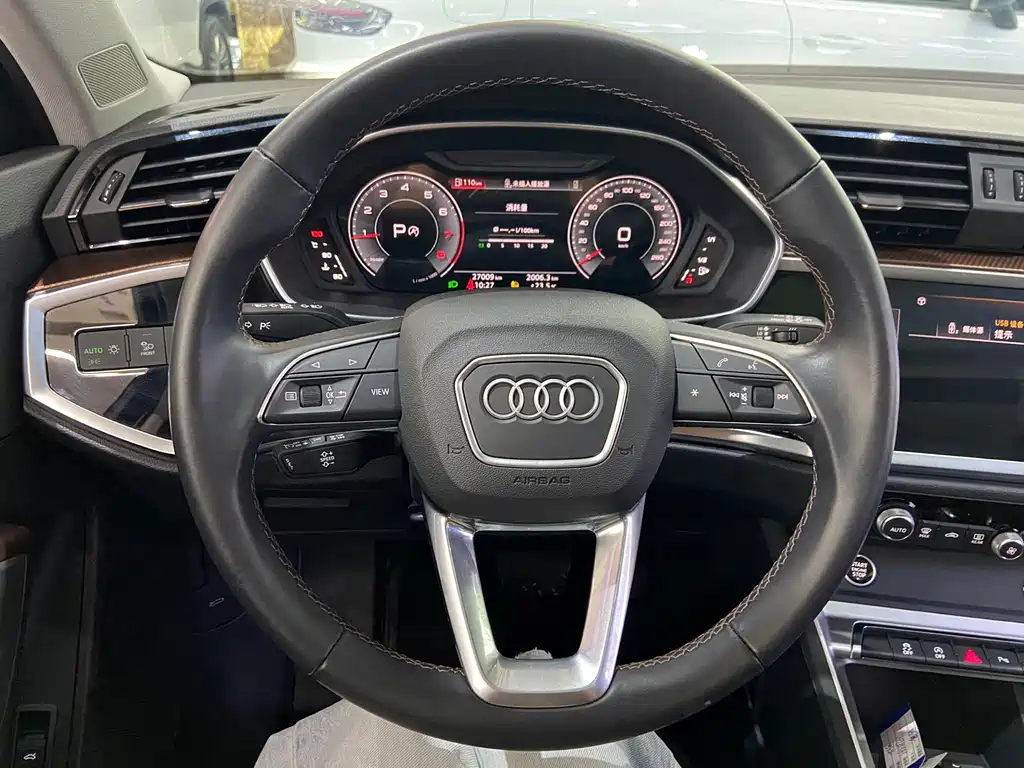 Audi Q3 2022 — фото 22