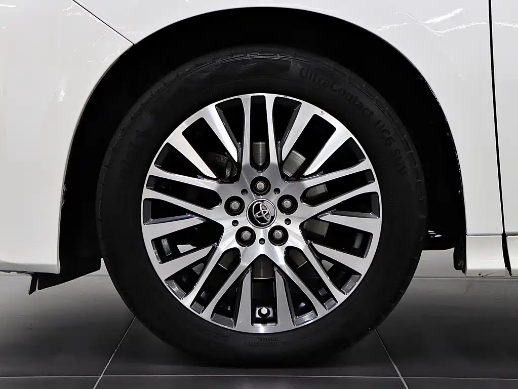 Toyota Alphard 2016 — фото 8