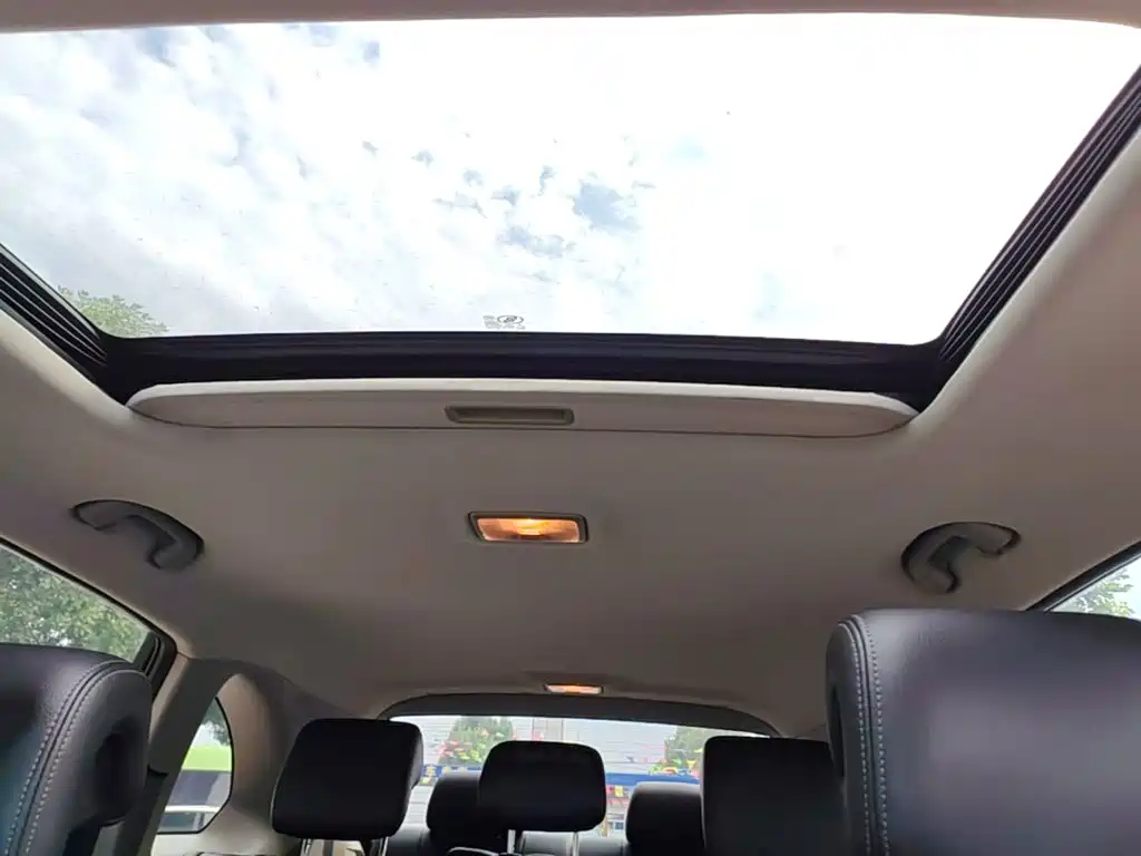 Chevrolet Captiva 2017 — фото 18
