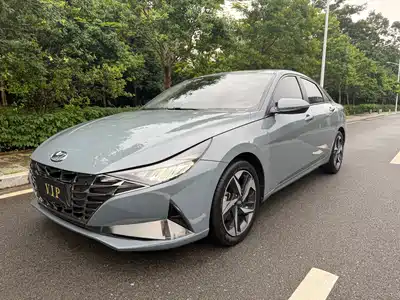 Hyundai Elantra 2022