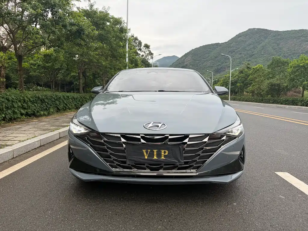 Hyundai Elantra 2022 — фото 2