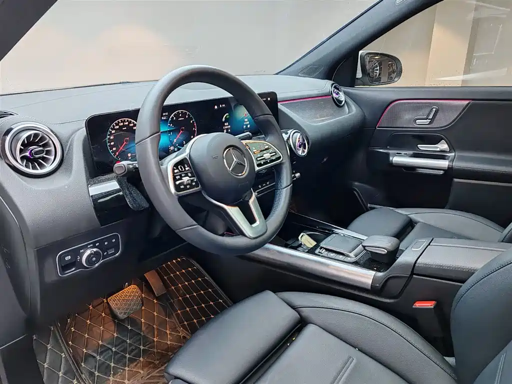 Mercedes-Benz GLA 2023 — фото 10