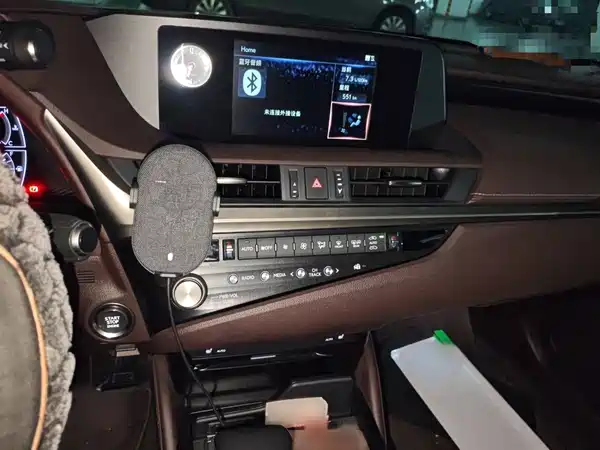 Lexus ES 2020
