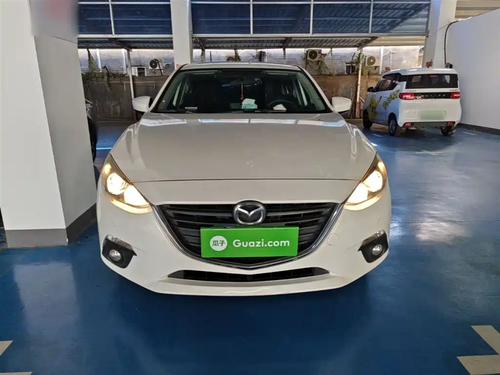 Mazda 3 Axela 2016 — фото 3