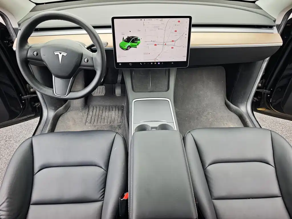 Tesla Model Y 2022 — фото 9