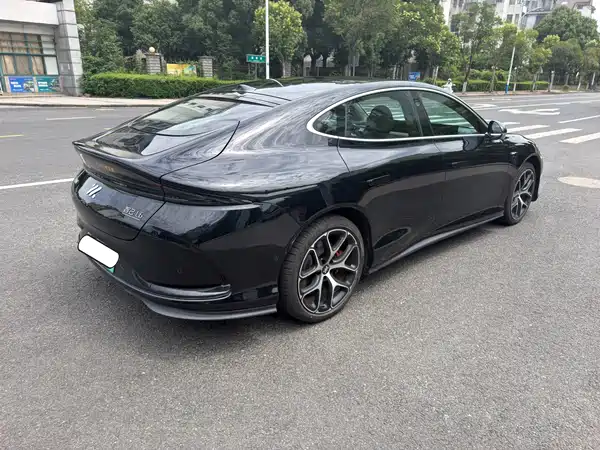 IM Motors L6 2025
