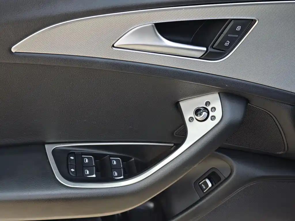 Audi A6L 2017 — фото 16