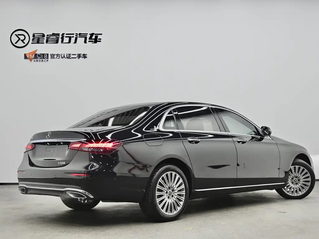 Mercedes-Benz E-Class 2022 — фото 4