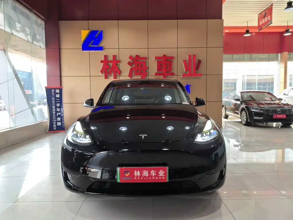 Tesla Model Y 2022