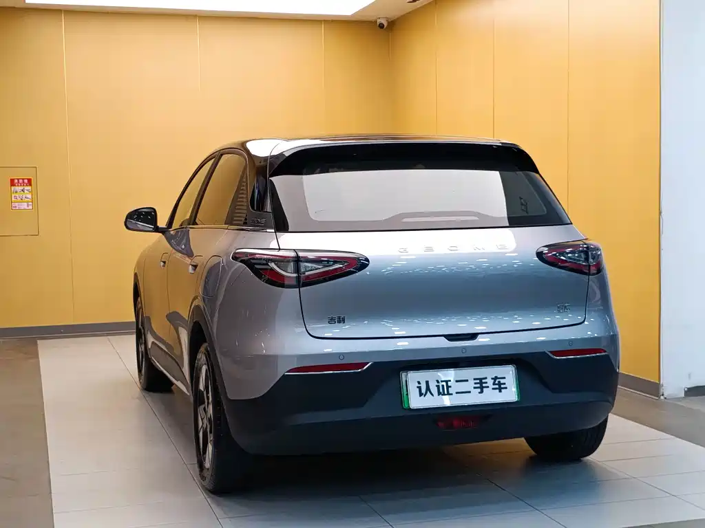 Geely Galaxy Starwish 2025 — фото 25