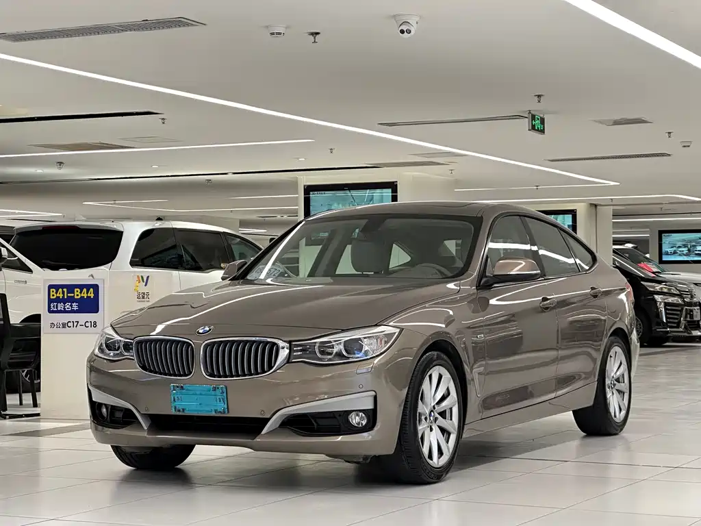 BMW 3 Series GT 2015 — фото 1