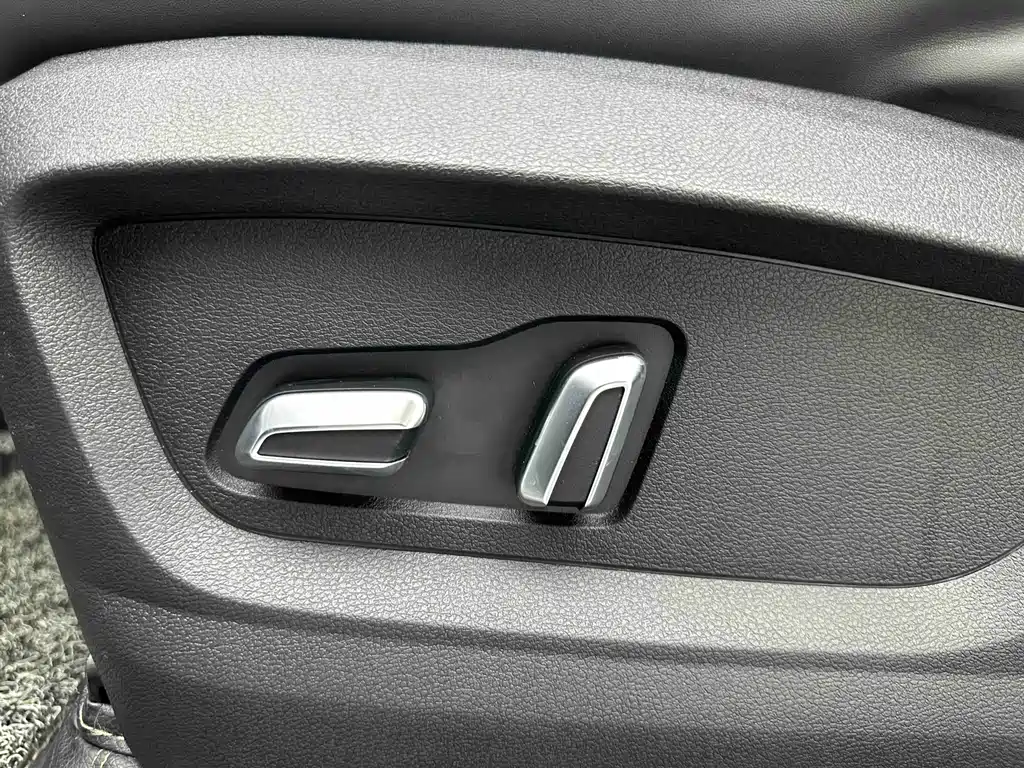 Chery Tiggo 7 2023 — фото 11