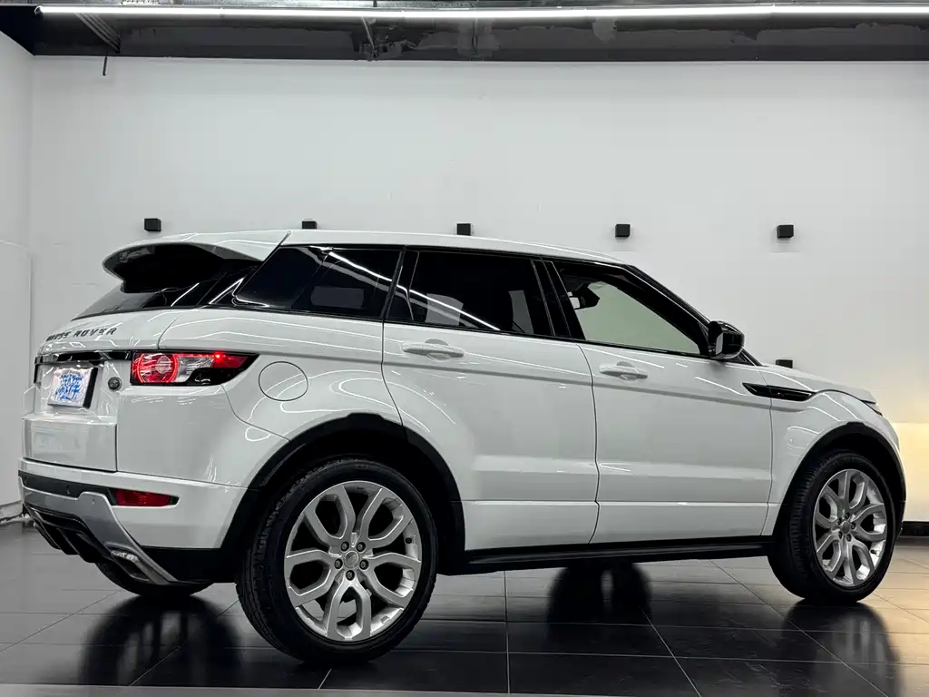 Land Rover Evoque 2016 — фото 14