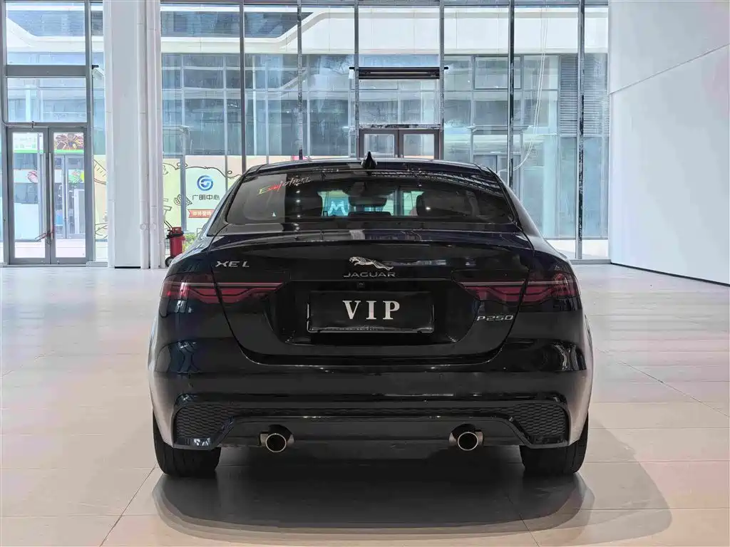 Jaguar XEL 2021 — фото 10