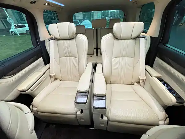 Toyota Alphard 2020