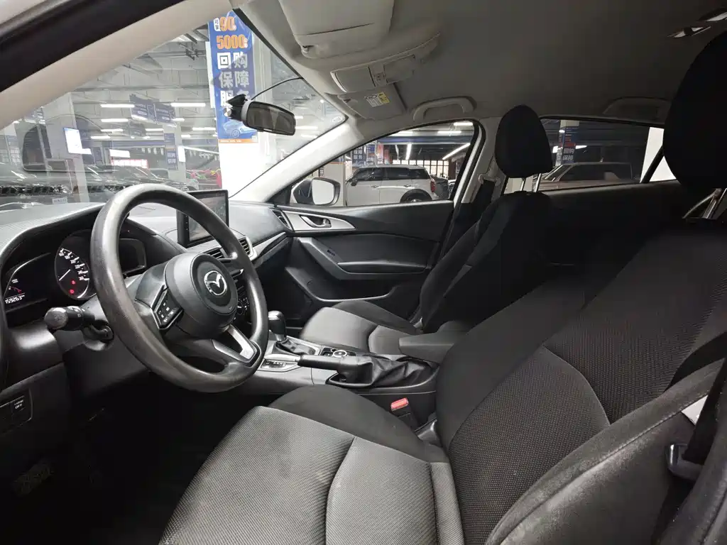 Mazda 3 Axela 2018