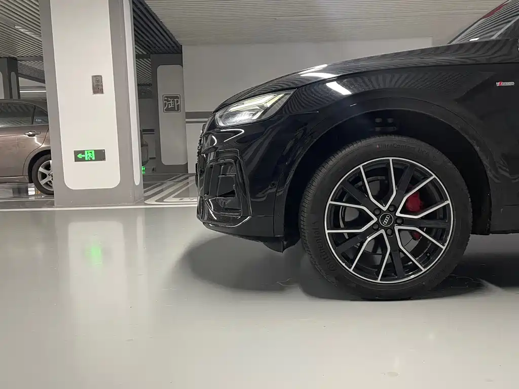 Audi Q5L 2025