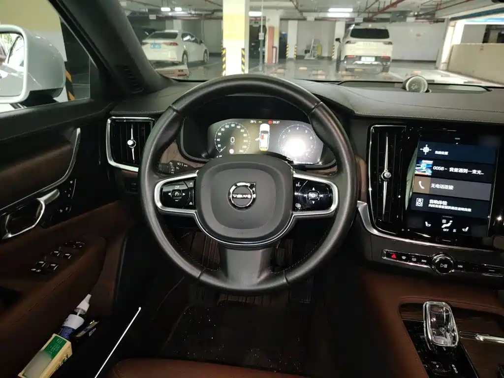 Volvo S90 2021 — фото 11
